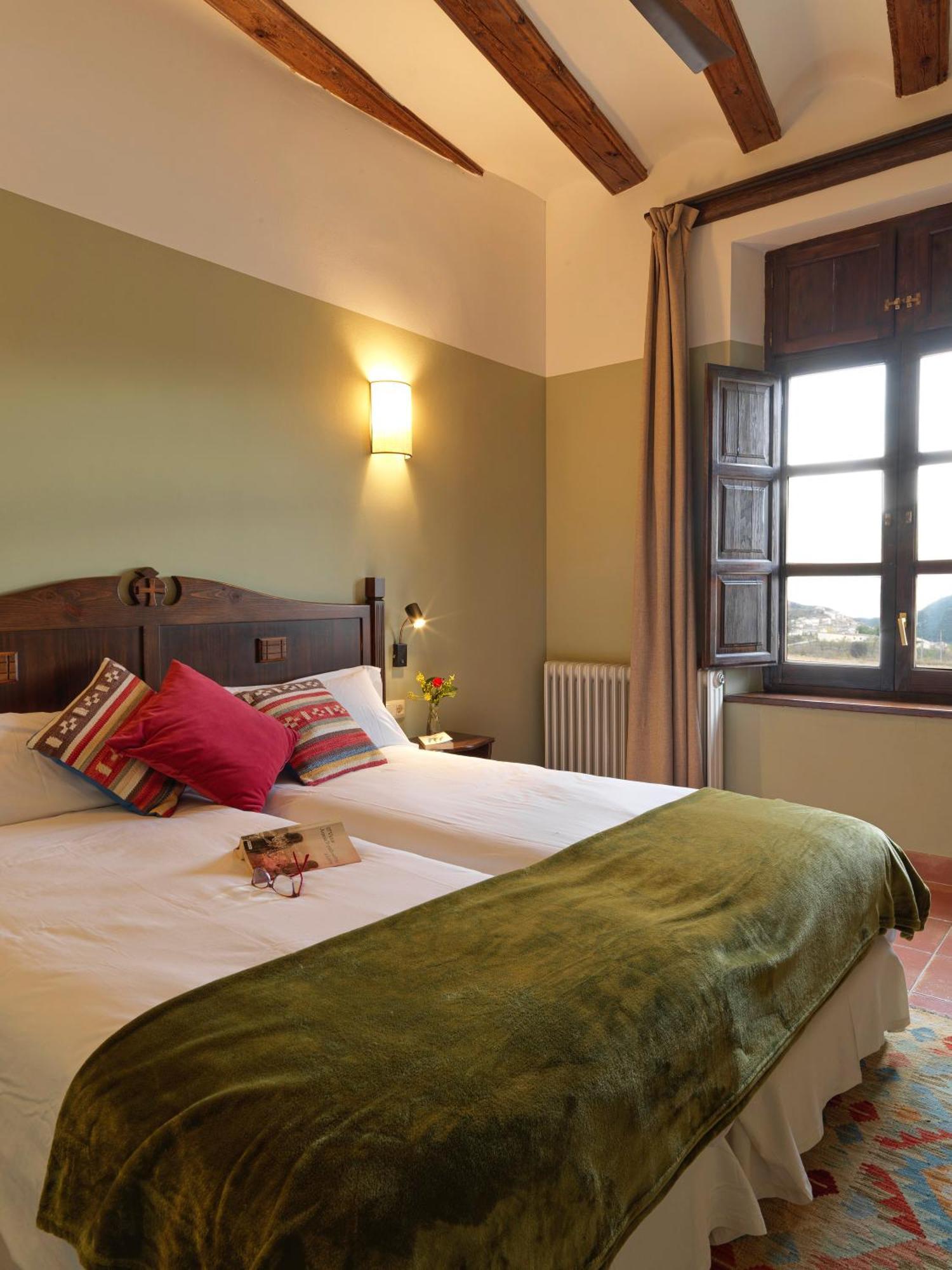 Santuario Virgen De La Fuente Hotel Peñarroya de Tastavins Eksteriør billede
