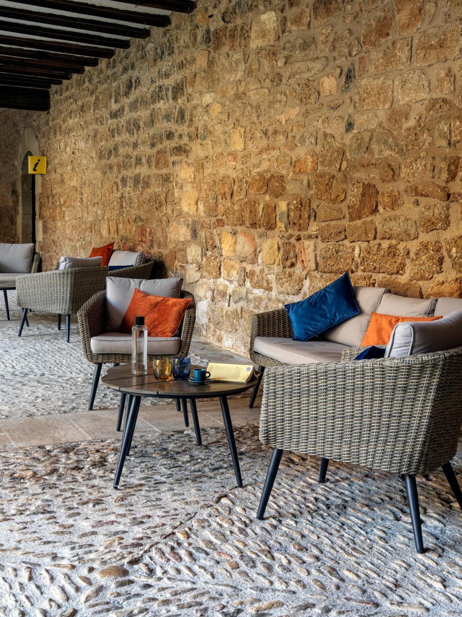 Santuario Virgen De La Fuente Hotel Peñarroya de Tastavins Eksteriør billede